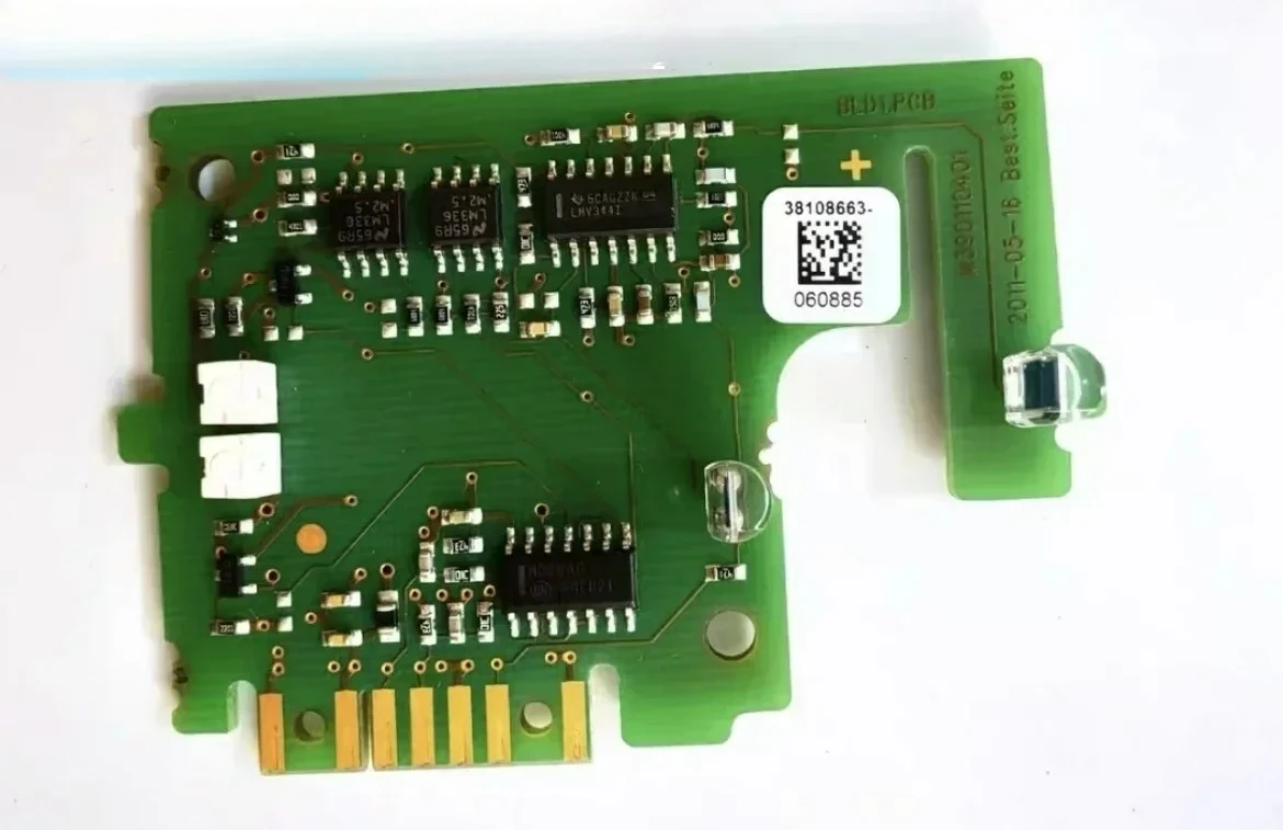Accurate adjustment of red and green light on the circuit board of the blood leakage detector
Accurate adjustment of red and green light on the circuit board of the blood leakage detector