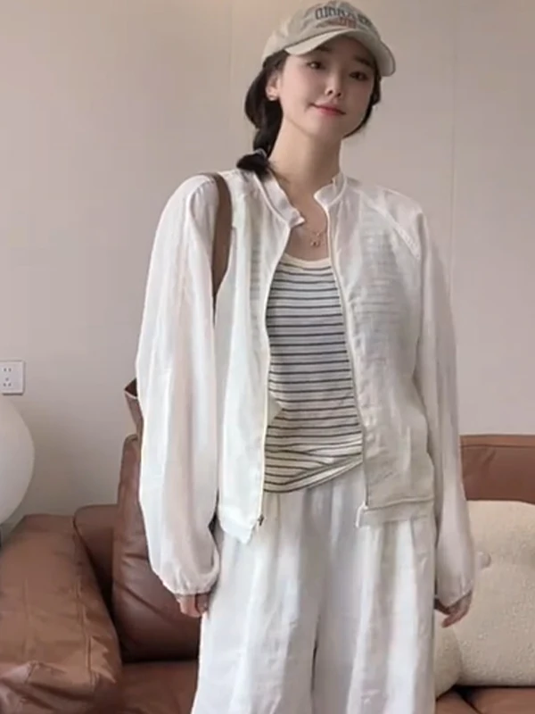 Women's Summer 2026 Lightweight Breathable Sun Protection Short Jacket Loose Fit Stand Collar Korean Style Casual Top
Women's Summer 2026 Lightweight Breathable Sun Protection Short Jacket Loose Fit Stand Collar Korean Style Casual Top