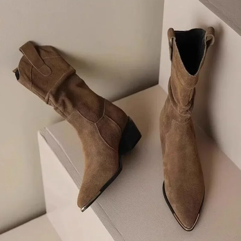 Autumn Winter Classic Chelsea Boots for Woman Suede Pointy Toe Wedge Heel Ankle Boots Simple Comfortable Cowboy Botas Female
Autumn Winter Classic Chelsea Boots for Woman Suede Pointy Toe Wedge Heel Ankle Boots Simple Comfortable Cowboy Botas Female