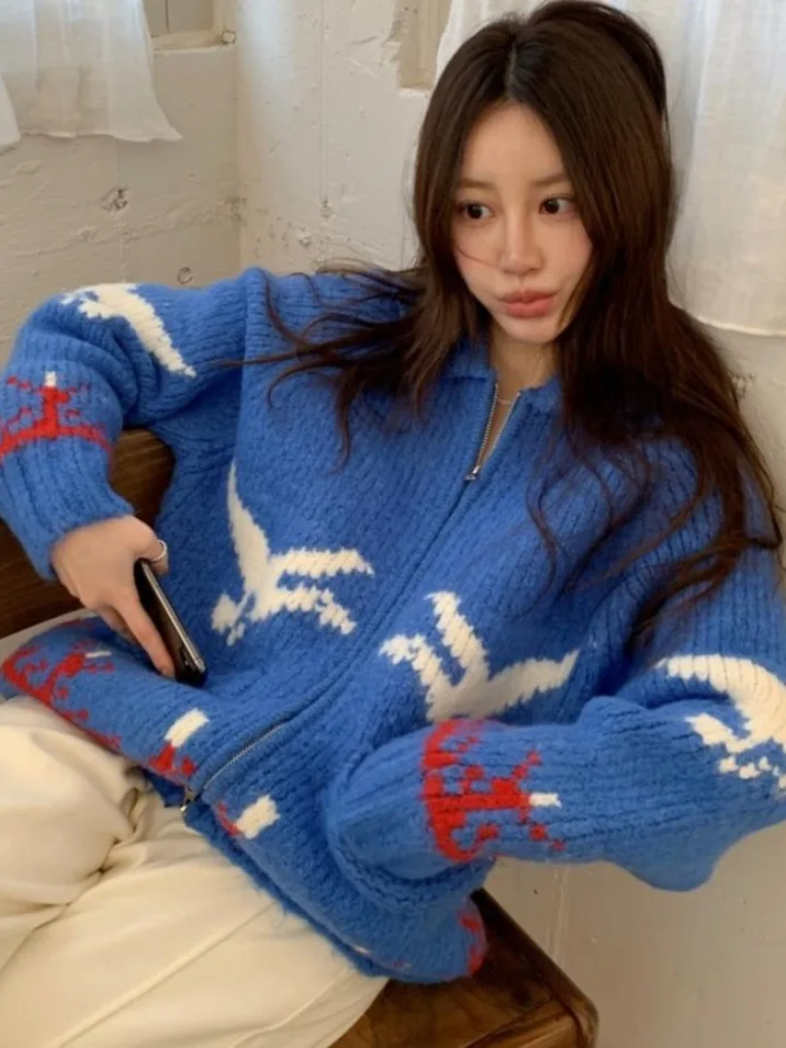 Шикарный длинный вязаный свитер-пальто, женское свободное модное универсальное корейское пальто, весенне-осеннее новое поступление для девочек
Шикарный длинный вязаный свитер-пальто, женское свободное модное универсальное корейское пальто, весенне-осеннее новое поступление для девочек