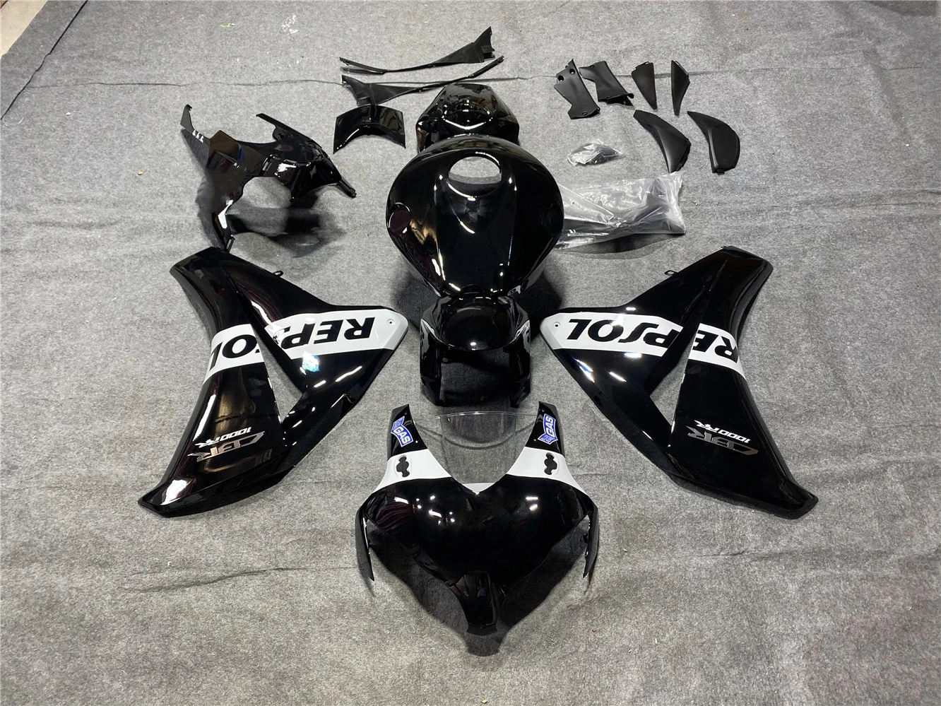 Комплект обтекателей для мотоцикла подходит для CBR1000RR 08-11 CBR1000 2008 2009 2010 обтекатель черый белый
Комплект обтекателей для мотоцикла подходит для CBR1000RR 08-11 CBR1000 2008 2009 2010 обтекатель черый белый