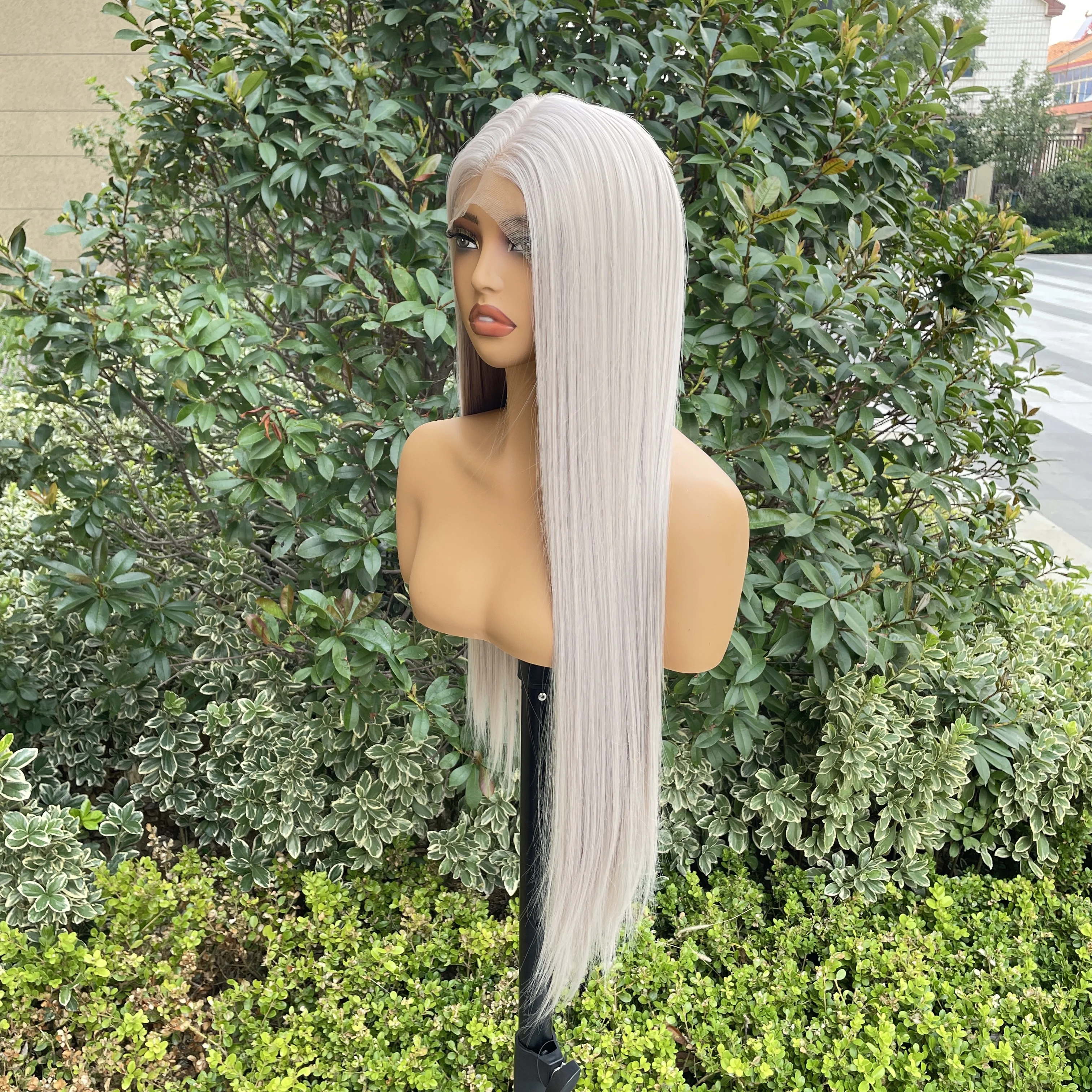 Длинный прямой парик 13x4 на шнуровке, молочно-серый, гладкий синтетический парик, высококачественный бесклеевой парик со свободной частью для женщин, ежедневный косплей 150%
Длинный прямой парик 13x4 на шнуровке, молочно-серый, гладкий синтетический парик, высококачественный бесклеевой парик со свободной частью для женщин, ежедневный косплей 150%