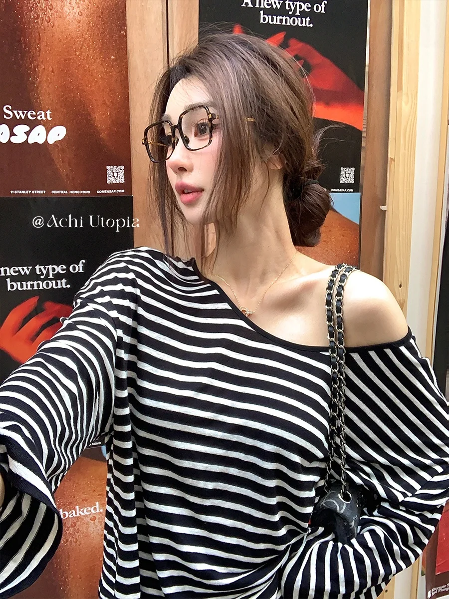 Loose Fit Women's Long Sleeve T-Shirt Linen Stripe Casual Style Oversize Drapey Cover up Top Comfortable Breathable Springwear
Loose Fit Women's Long Sleeve T-Shirt Linen Stripe Casual Style Oversize Drapey Cover up Top Comfortable Breathable Springwear