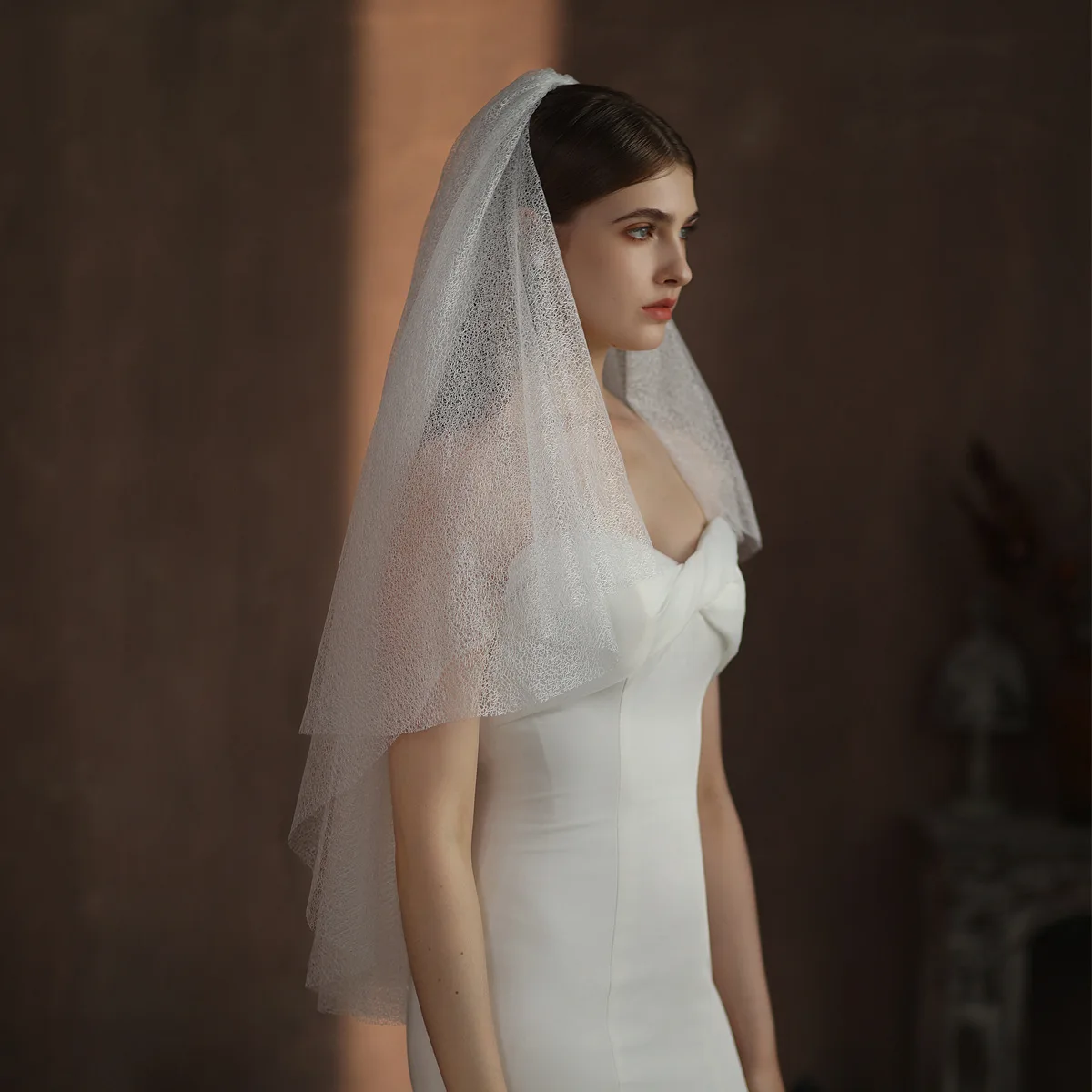 V315 Retro White Simple Mesh Gauze Style Photo Shoot Wedding Double-Layer Bridal Veil Headpiece
V315 Retro White Simple Mesh Gauze Style Photo Shoot Wedding Double-Layer Bridal Veil Headpiece