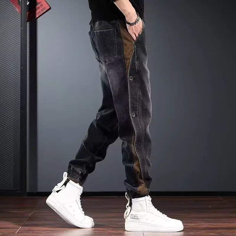 Loose Men's Jeans Straight Leg Workwear High Waist Cotton Polyester Blend Breathable Comfortable Trousers for Young Men
Loose Men's Jeans Straight Leg Workwear High Waist Cotton Polyester Blend Breathable Comfortable Trousers for Young Men