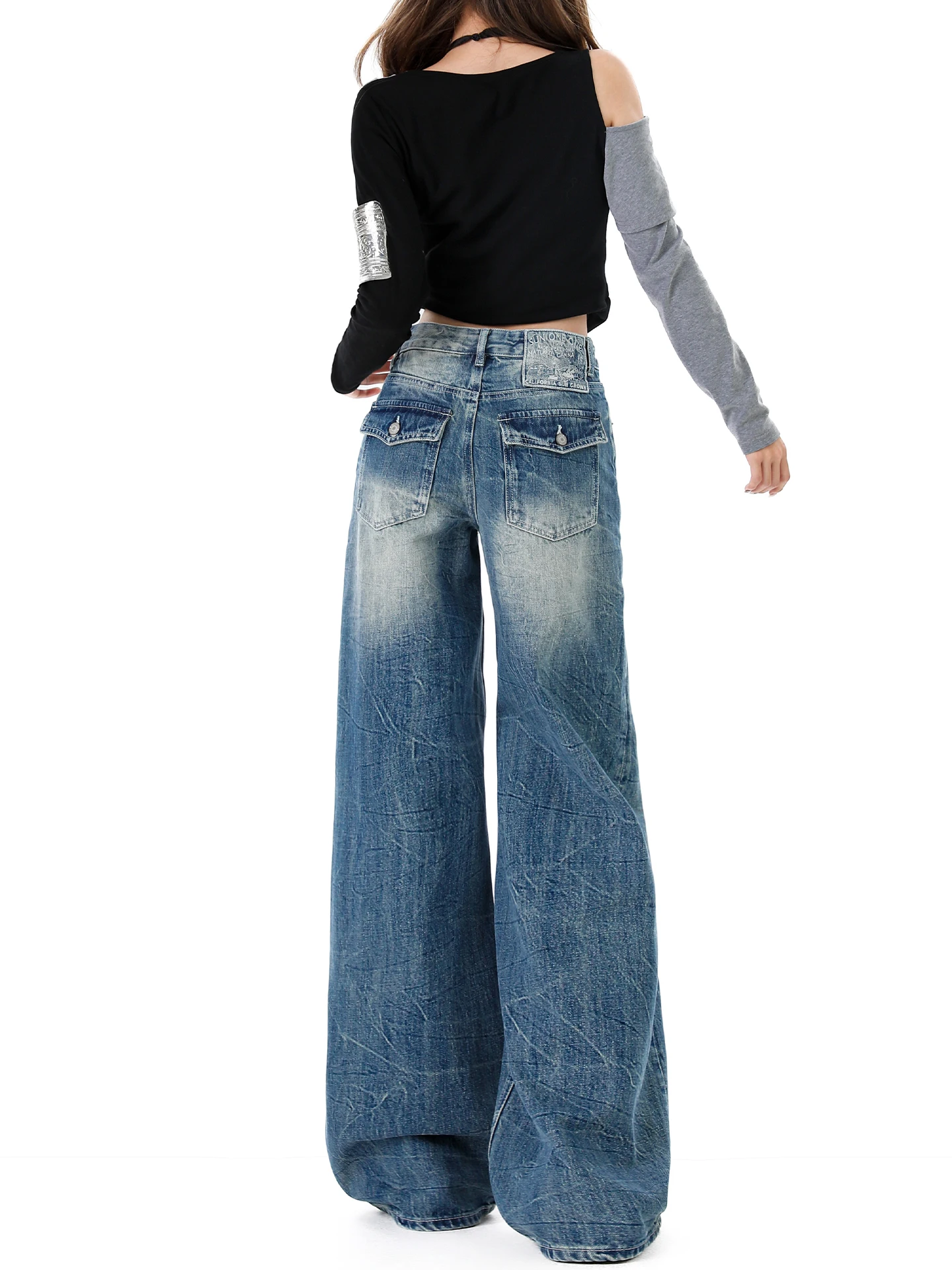 Retro American Wide Leg Denim Jeans Women's New 2025 Winter High Waist Loose Slimming Embroidered Washed Straight Leg Pants
Retro American Wide Leg Denim Jeans Women's New 2025 Winter High Waist Loose Slimming Embroidered Washed Straight Leg Pants