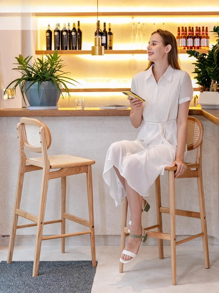Nordic solid wood rattan bar chair modern minimalist wabi style front desk home creative backrest bar high stool
Nordic solid wood rattan bar chair modern minimalist wabi style front desk home creative backrest bar high stool