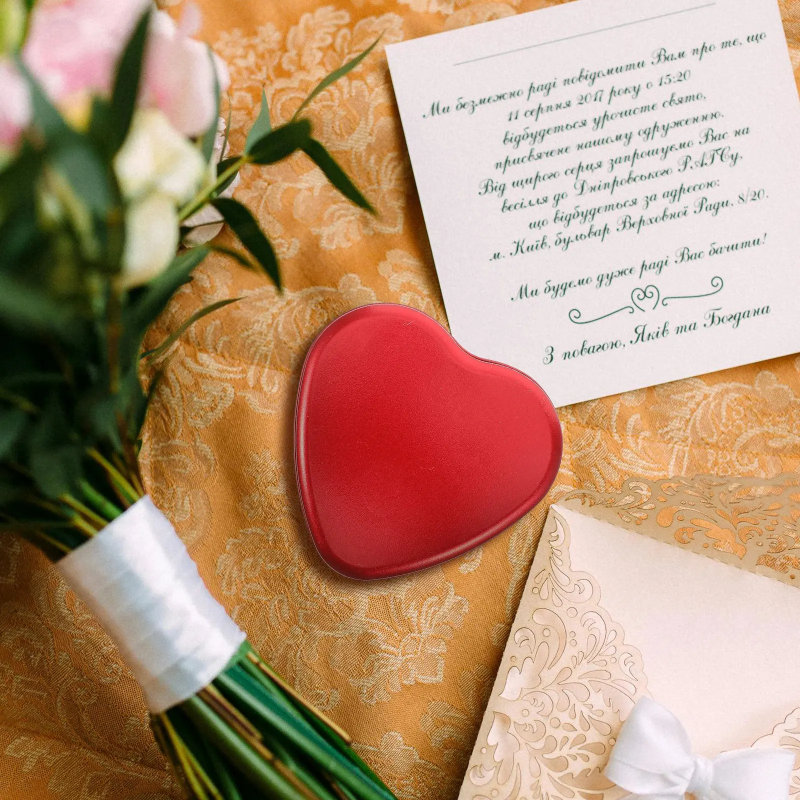 10pcs Heart Shaped Tinplate Candy Boxes Smooth Surface Wedding Gift Containers Valentine Favor Storage
10pcs Heart Shaped Tinplate Candy Boxes Smooth Surface Wedding Gift Containers Valentine Favor Storage