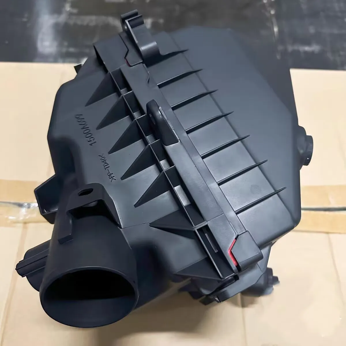 High quality Brand New Genuine Air Filter Shell Upper Lower Housing Bracket Assembly 1500A699 For Mitsubishi Eclipse Cross
High quality Brand New Genuine Air Filter Shell Upper Lower Housing Bracket Assembly 1500A699 For Mitsubishi Eclipse Cross