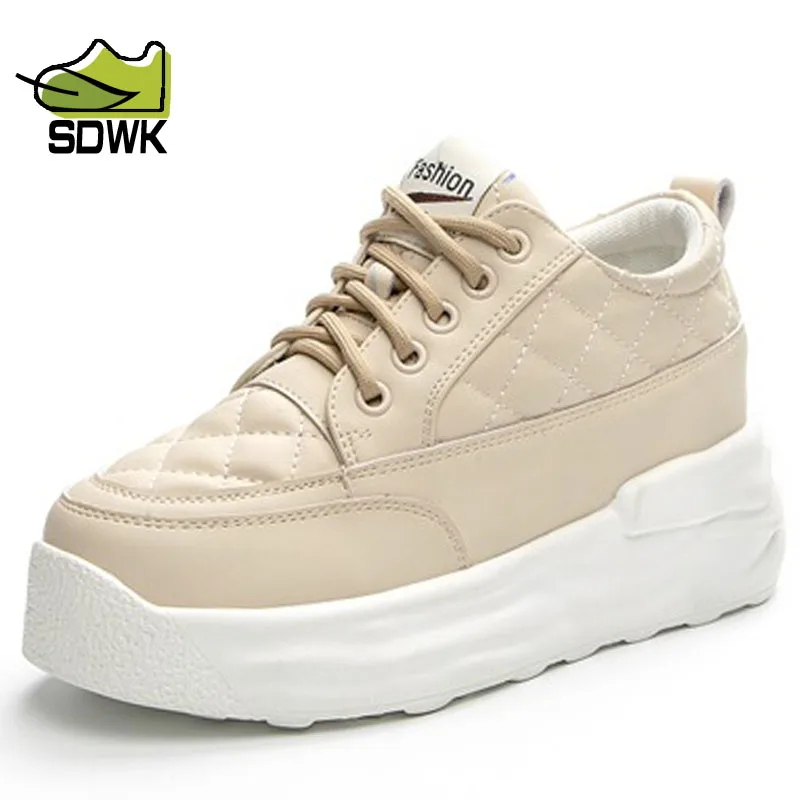 SDWK Flats Platform Shoes Women Sport Sneakers Girls Fashion Luxury Designer Shoes Woman Flats Running Casual Tennis Female
SDWK Flats Platform Shoes Women Sport Sneakers Girls Fashion Luxury Designer Shoes Woman Flats Running Casual Tennis Female