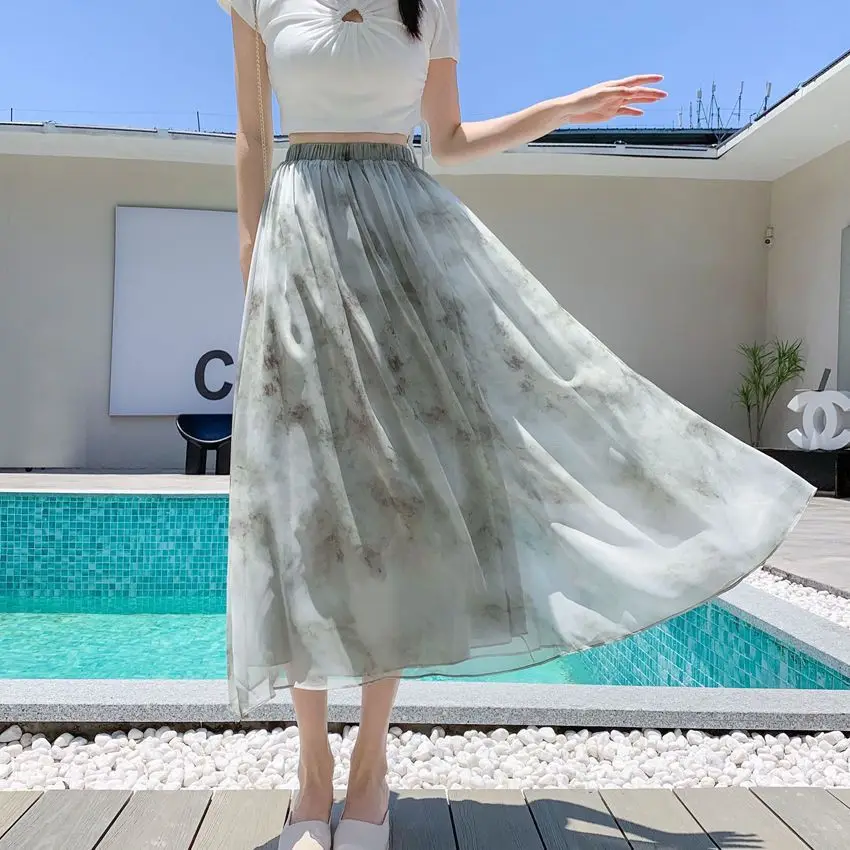 2026 Retro High Waist Print Skirt Female Summer Loose A-line Skirts Women Fashion Thin Midi Long Casual Skirts U132
2026 Retro High Waist Print Skirt Female Summer Loose A-line Skirts Women Fashion Thin Midi Long Casual Skirts U132
