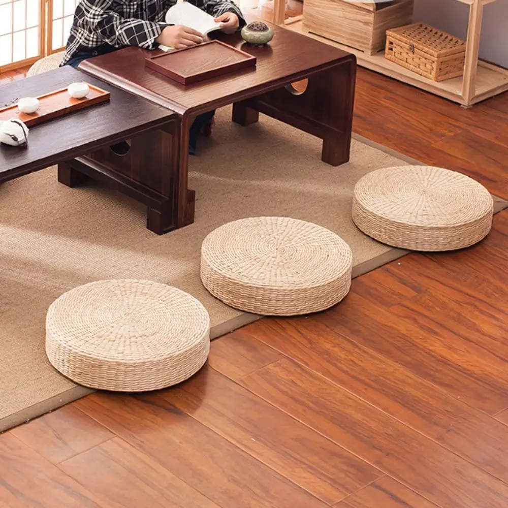 Rustic Japanese Style Natural Straw Futon Cushion Round Woven Tatami Cushion Handmade Floor Mat Window
Rustic Japanese Style Natural Straw Futon Cushion Round Woven Tatami Cushion Handmade Floor Mat Window