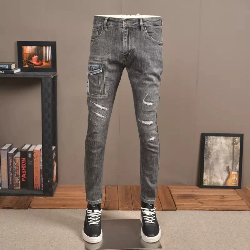 Fashionable Street Wear Men's Jeans Vintage Grey Elastic Slim Fit Spliced Bicycle Jeans Homme Patch Designer Elastic Hip Hop Pan
Fashionable Street Wear Men's Jeans Vintage Grey Elastic Slim Fit Spliced Bicycle Jeans Homme Patch Designer Elastic Hip Hop Pan