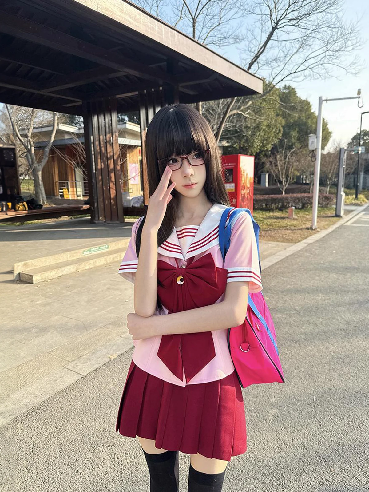 Summer Short Sleeve School Uniform Set with Waist-Cinching Sailor Suit And Large Bow in Special Color Contrast Japanese Style
Summer Short Sleeve School Uniform Set with Waist-Cinching Sailor Suit And Large Bow in Special Color Contrast Japanese Style