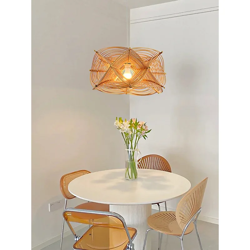 Vine woven pendant light, Japanese Southeast Asian handmade weaving, homestay restaurant, bedroom, living room lighting fixtures
Vine woven pendant light, Japanese Southeast Asian handmade weaving, homestay restaurant, bedroom, living room lighting fixtures