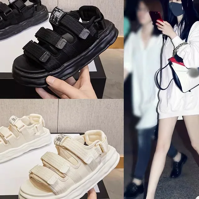Women's Summer New Fairy Style Sports Beach Shoes Genuine Leather Sandals Flat Heel Outdoor Casual Slip-On Sandals
Women's Summer New Fairy Style Sports Beach Shoes Genuine Leather Sandals Flat Heel Outdoor Casual Slip-On Sandals