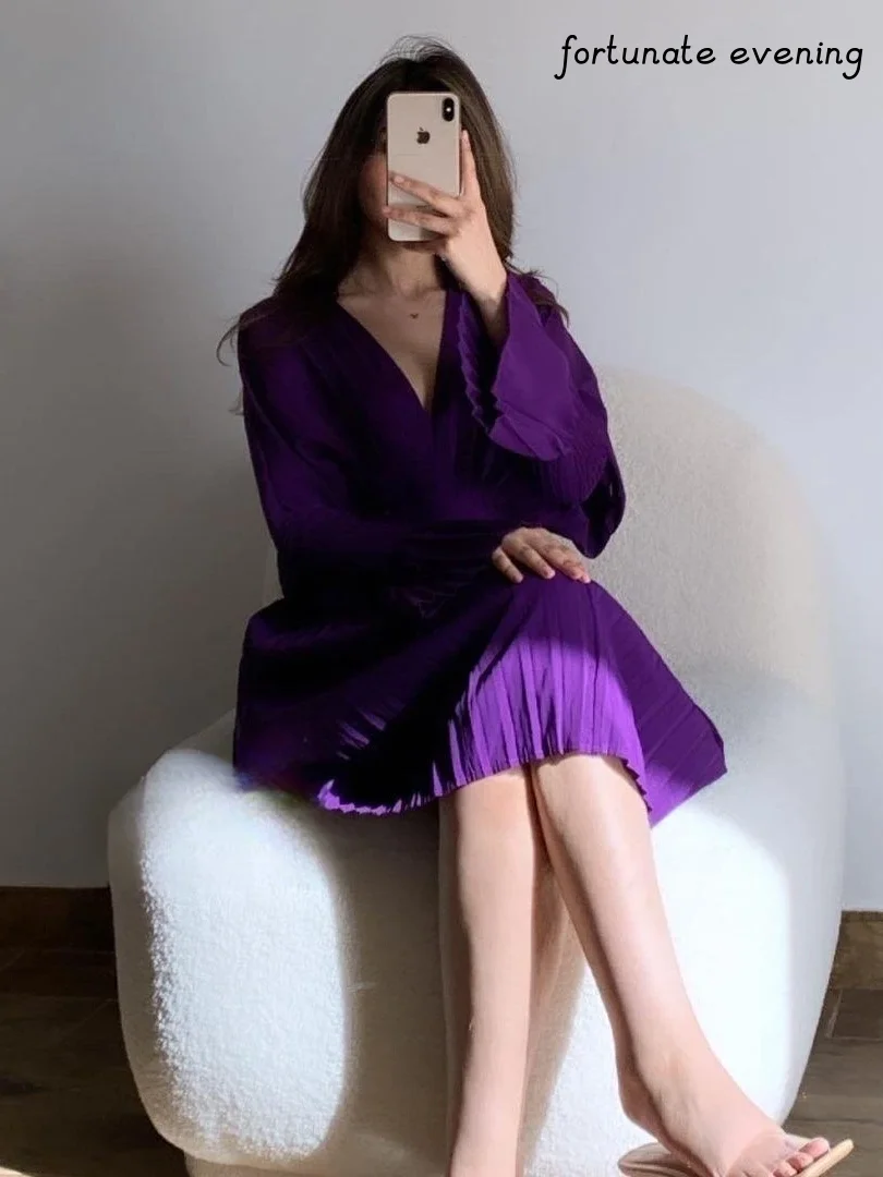 Fortunate Evening Elegant Vintage Simple Purple Ruffle V-Neck Customized Formal Occasion Prom Dress Evening Party Gowns
Fortunate Evening Elegant Vintage Simple Purple Ruffle V-Neck Customized Formal Occasion Prom Dress Evening Party Gowns