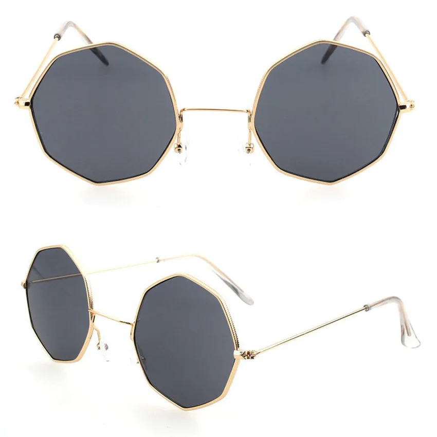 FOENIXSONG Fashion Sunglasses for Men Women UV400 Vintage Diamond Eyewear Retro Sunglass Women's Men's Cute Sun Glasses
FOENIXSONG Fashion Sunglasses for Men Women UV400 Vintage Diamond Eyewear Retro Sunglass Women's Men's Cute Sun Glasses