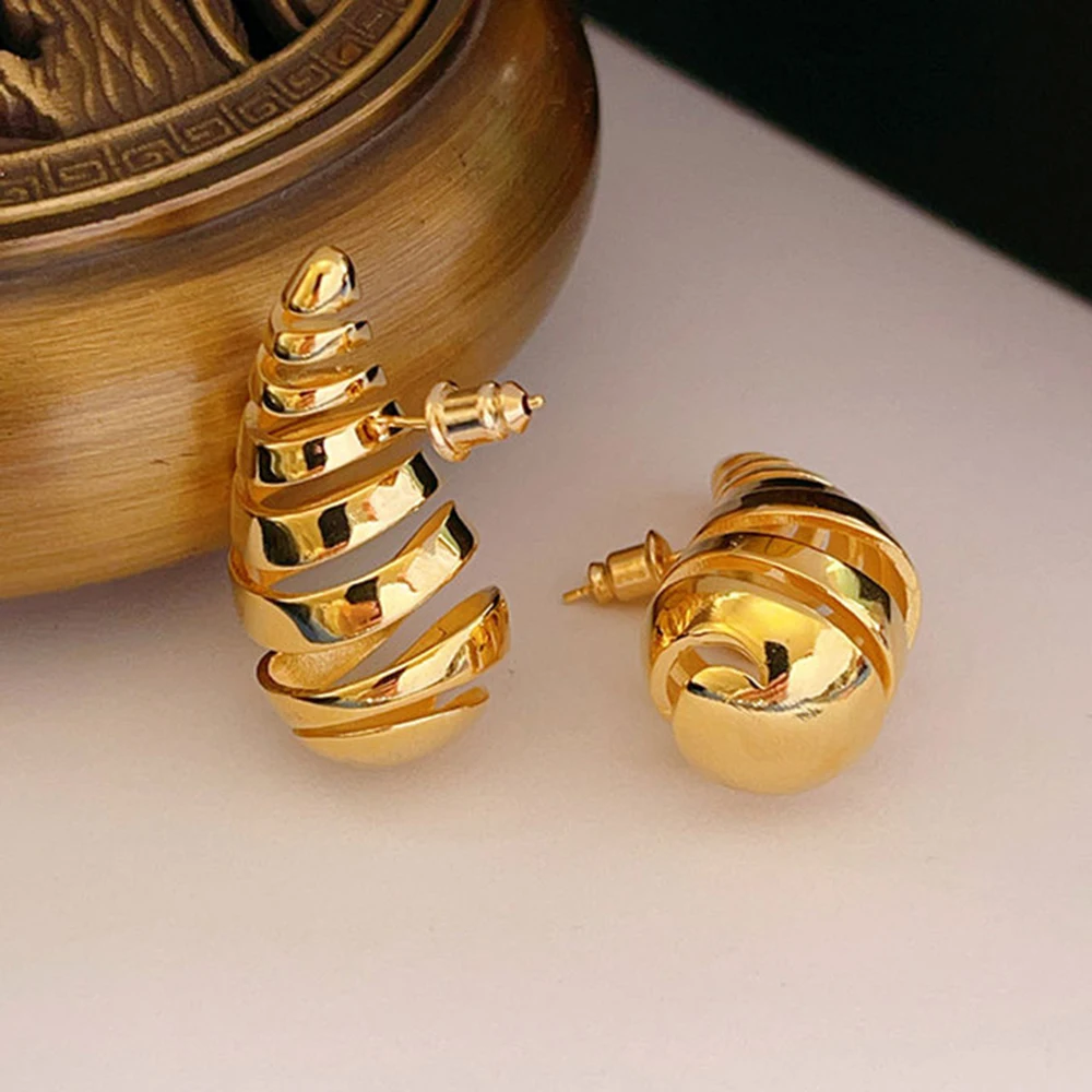 Trendy Croissant Spiral Chunky Drop Earrings for Women Gold Plated Lightweight Hollow Teardrop Earrings Dupes Fashion Jewelry
Trendy Croissant Spiral Chunky Drop Earrings for Women Gold Plated Lightweight Hollow Teardrop Earrings Dupes Fashion Jewelry