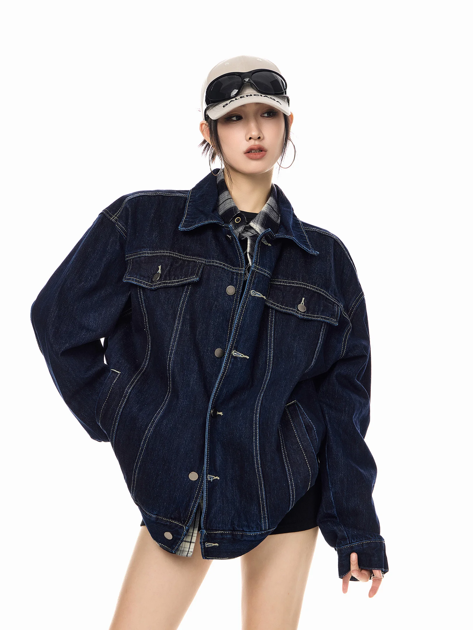 Американская рабочая одежда в стиле ретро, джинсовая куртка, женская свободная повседневная весенняя новинка Sle ICH MODE, повседневное пальто из смеси хлопка и полиэстера
Американская рабочая одежда в стиле ретро, джинсовая куртка, женская свободная повседневная весенняя новинка Sle ICH MODE, повседневное пальто из смеси хлопка и полиэстера