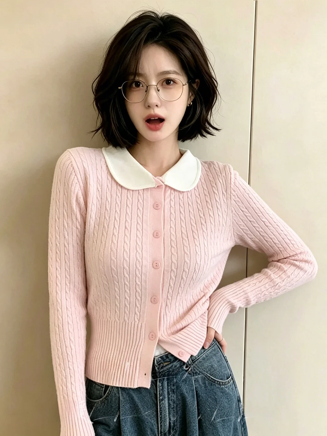 Pink Doll Collar Twist Long Sleeve Knitted Sweater Women Early Autumn Slim Short Soft Cute Sweet Base Top Breathable Casual
Pink Doll Collar Twist Long Sleeve Knitted Sweater Women Early Autumn Slim Short Soft Cute Sweet Base Top Breathable Casual