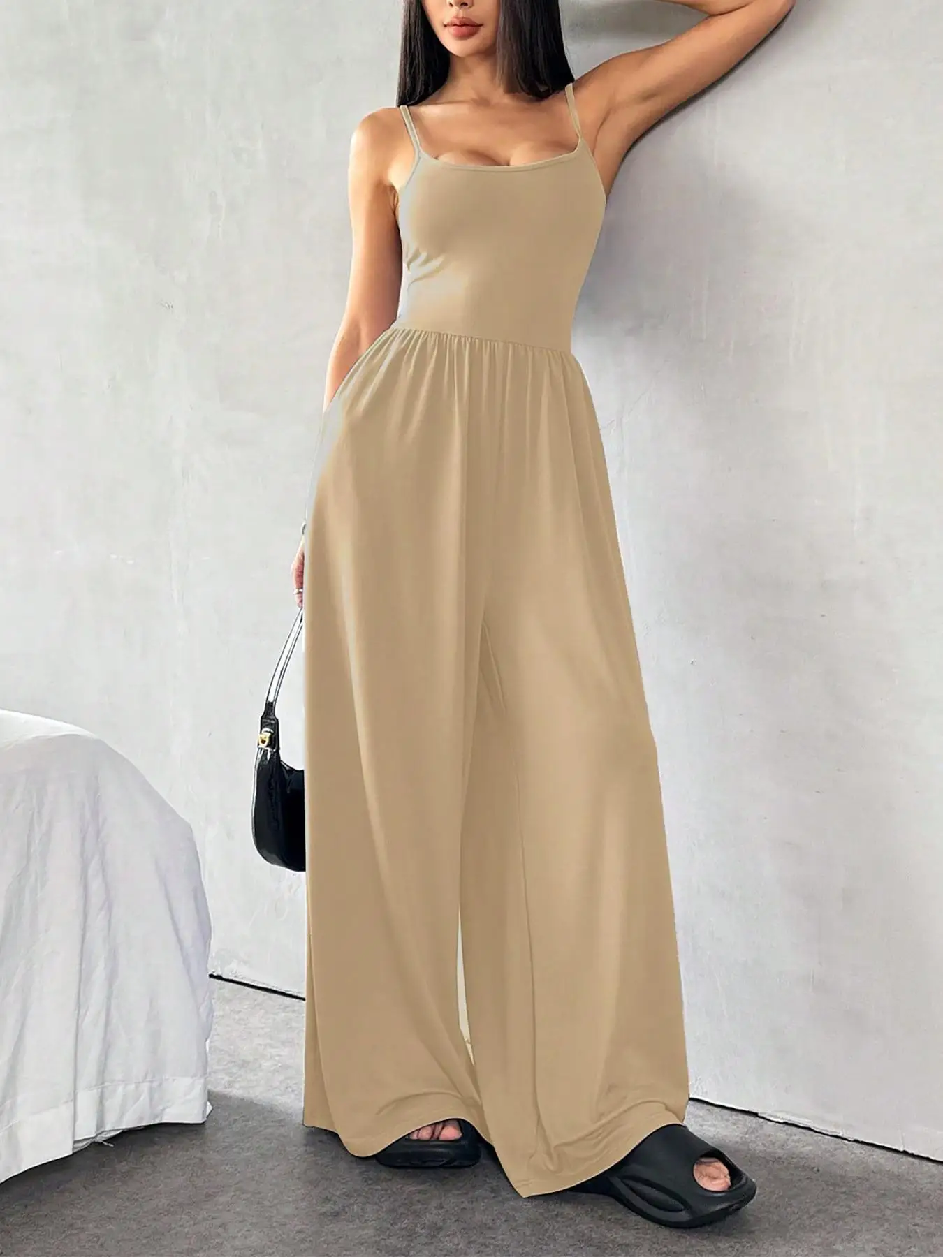 2026 Women's Sleeveless Wide-Leg Jumpsuit Casual Sporty Style Spaghetti Strap Jumpsuits Sleeveless Wide Leg Jumpsuit Streetwear
2026 Women's Sleeveless Wide-Leg Jumpsuit Casual Sporty Style Spaghetti Strap Jumpsuits Sleeveless Wide Leg Jumpsuit Streetwear