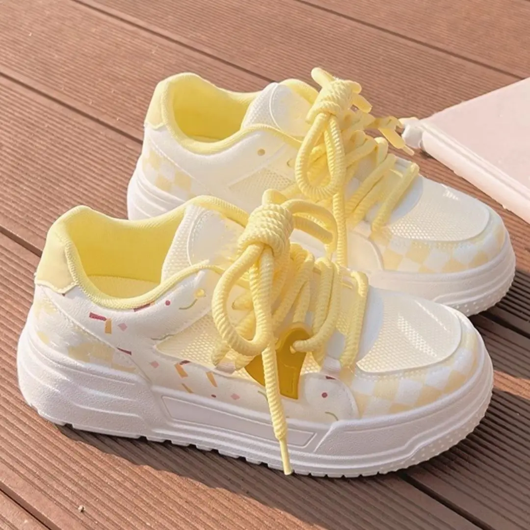 Designer Women Breathable Mesh Sneakers Summer Cute Yellow Shoes Thick Heel Sneakers Casual Running Platform Chunky Sneakers Y2K
Designer Women Breathable Mesh Sneakers Summer Cute Yellow Shoes Thick Heel Sneakers Casual Running Platform Chunky Sneakers Y2K