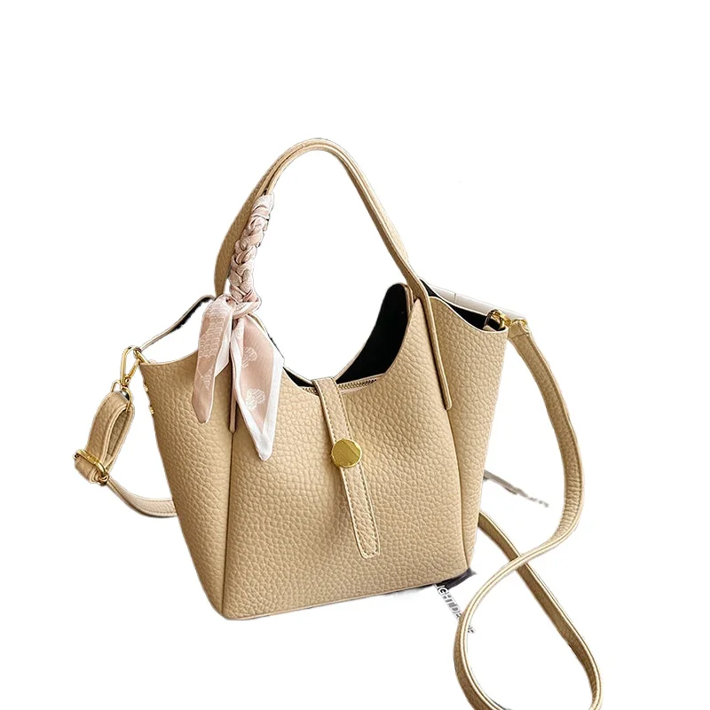 High Quality and High Appearance Level Texture Bucket New Senior Basket Handbag Fashion Casual Single Shoulder Crossbody Bag
High Quality and High Appearance Level Texture Bucket New Senior Basket Handbag Fashion Casual Single Shoulder Crossbody Bag