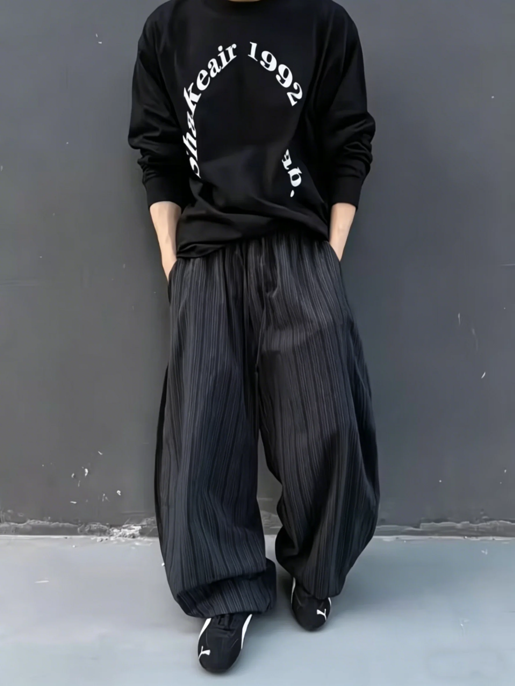 Old Money Y2K Stripe Wide Leg Baggy Pants Men Streetwear Vintage Loose Oversize Casual Pants Designer Curved Trousers Straight
Old Money Y2K Stripe Wide Leg Baggy Pants Men Streetwear Vintage Loose Oversize Casual Pants Designer Curved Trousers Straight