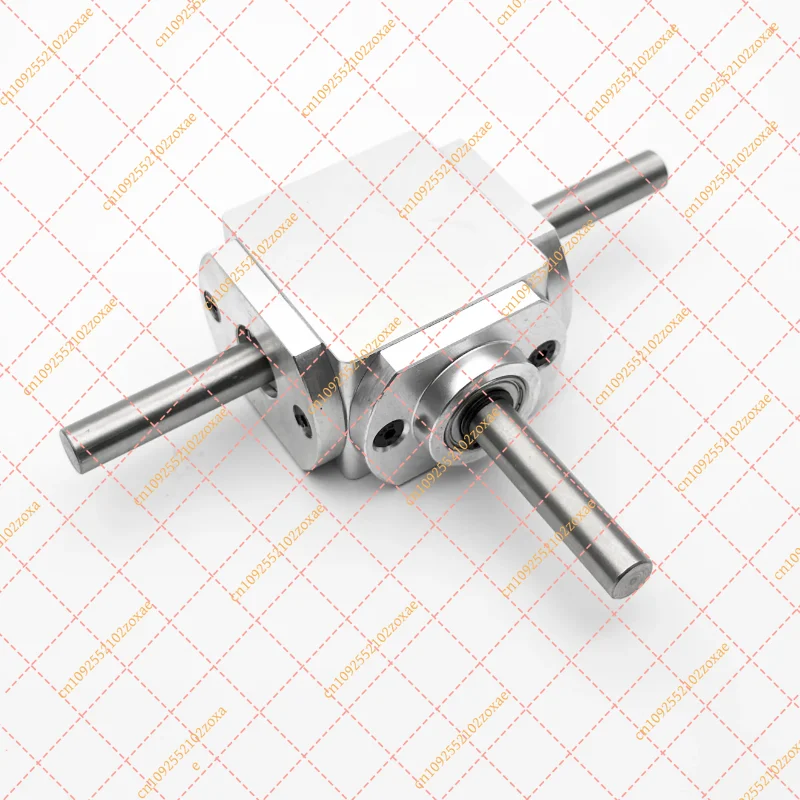 1:1 Transmission Spiral Bevel Gear Reducer, Right Angle Commutator Gearbox 1M 20T with 6mm/8mm Shaft
1:1 Transmission Spiral Bevel Gear Reducer, Right Angle Commutator Gearbox 1M 20T with 6mm/8mm Shaft