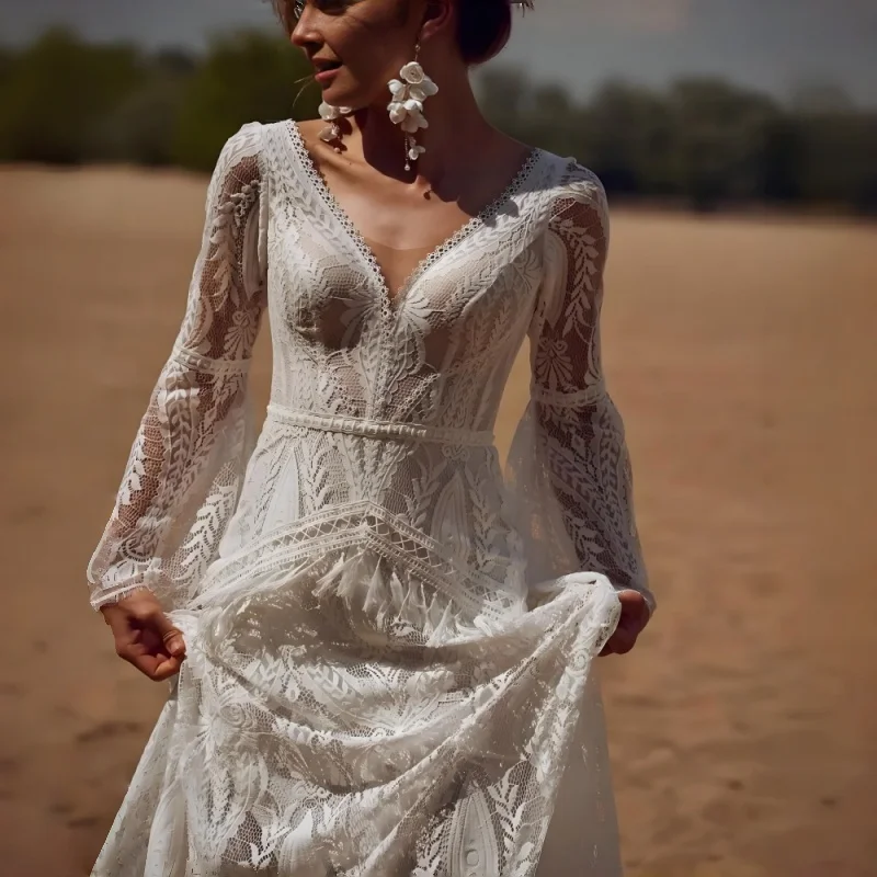 Bohemia Vintage Wedding Dresses V Neck Flare Sleeves Lace Flare Sleeves For Women Long Bride Dress Backless Vintage Bridal Gown
Bohemia Vintage Wedding Dresses V Neck Flare Sleeves Lace Flare Sleeves For Women Long Bride Dress Backless Vintage Bridal Gown