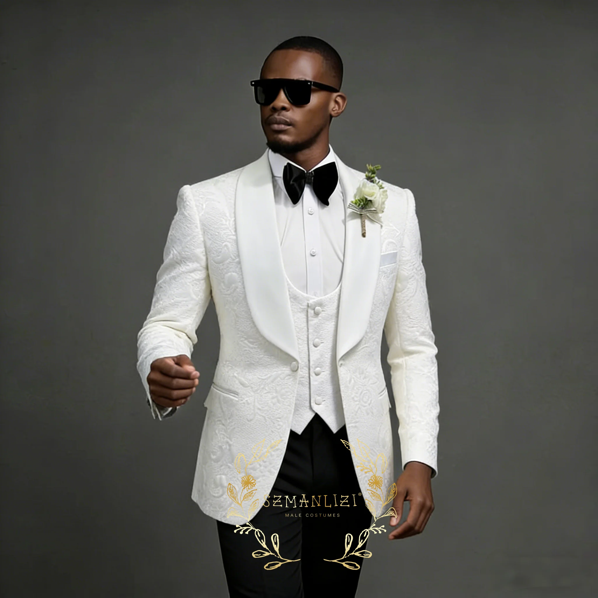 Luxury White Floral Jacquard Suits Men 3 Pieces Prom Blazers Customized Wedding Groom Tuxedos Groomsmen Terno Masculino Completo
Luxury White Floral Jacquard Suits Men 3 Pieces Prom Blazers Customized Wedding Groom Tuxedos Groomsmen Terno Masculino Completo