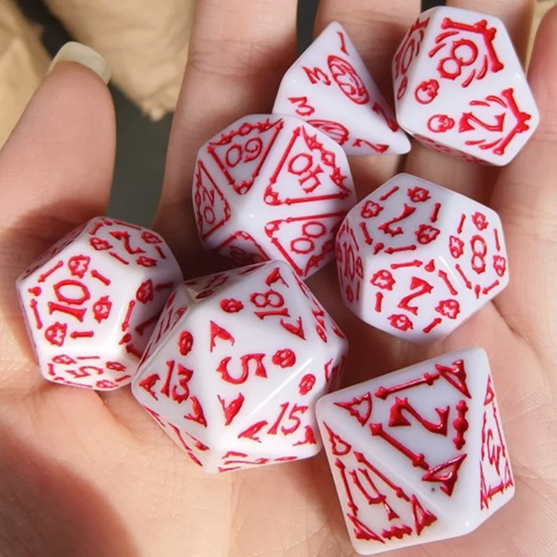 7pcs/set Halloween Theme Pattern Digital Dice Set For Trpg Rpg Coc D20 D12 D10 D8 D6 D4 Table Game Board Game Dice Set
7pcs/set Halloween Theme Pattern Digital Dice Set For Trpg Rpg Coc D20 D12 D10 D8 D6 D4 Table Game Board Game Dice Set