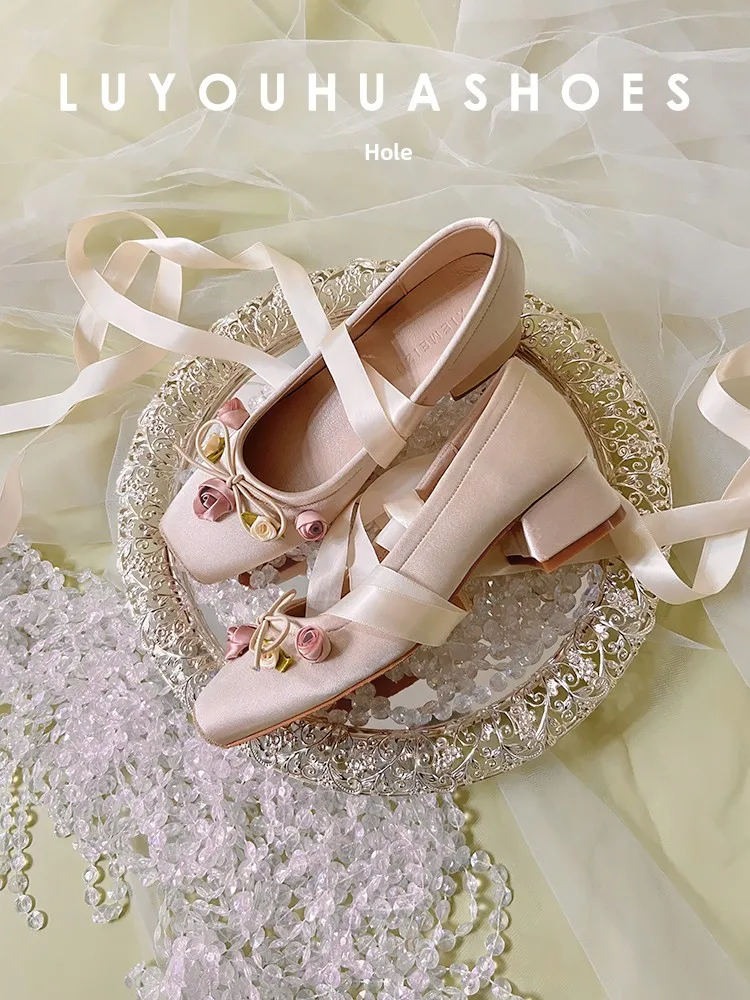 Fashionable Ballet Flats Women's Crossed Strap Thick Heel Mary Janes Rose Silk Slip-On Shoes Leather Knot Ribbon De...
Fashionable Ballet Flats Women's Crossed Strap Thick Heel Mary Janes Rose Silk Slip-On Shoes Leather Knot Ribbon De...