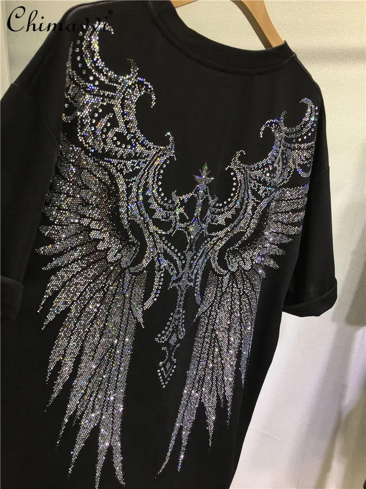 European Heavy Hotfix Rhinestone T-shirt Women Summer New Fashion Large Wing Design Crew Neck Short Sleeve Loose Mid-length Top
European Heavy Hotfix Rhinestone T-shirt Women Summer New Fashion Large Wing Design Crew Neck Short Sleeve Loose Mid-length Top