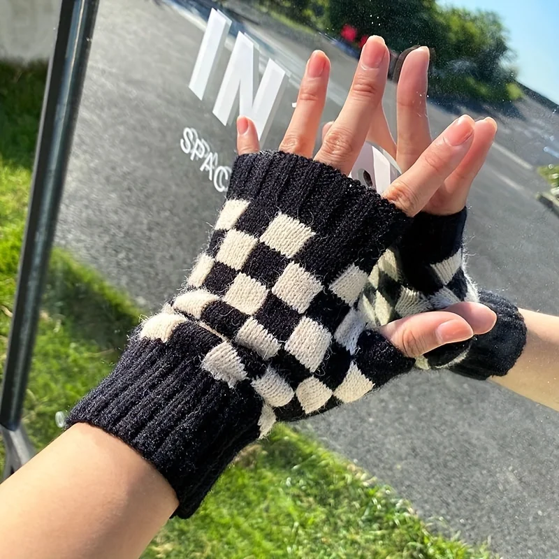 Checkered Black and White Fingerless Gloves Polyester Fabric Hand Wash Only Fall/ Winter Unisex Half-Finger Wrist Warmers
Checkered Black and White Fingerless Gloves Polyester Fabric Hand Wash Only Fall/ Winter Unisex Half-Finger Wrist Warmers