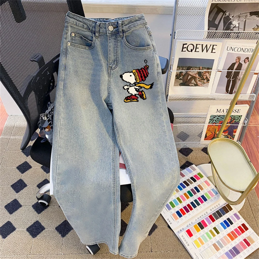 Elegant Vintage Printed Straight Leg Jeans Loose Fit Versatile Wide Leg Pants for Men And Women Summer Fashion Casual Jeans
Elegant Vintage Printed Straight Leg Jeans Loose Fit Versatile Wide Leg Pants for Men And Women Summer Fashion Casual Jeans