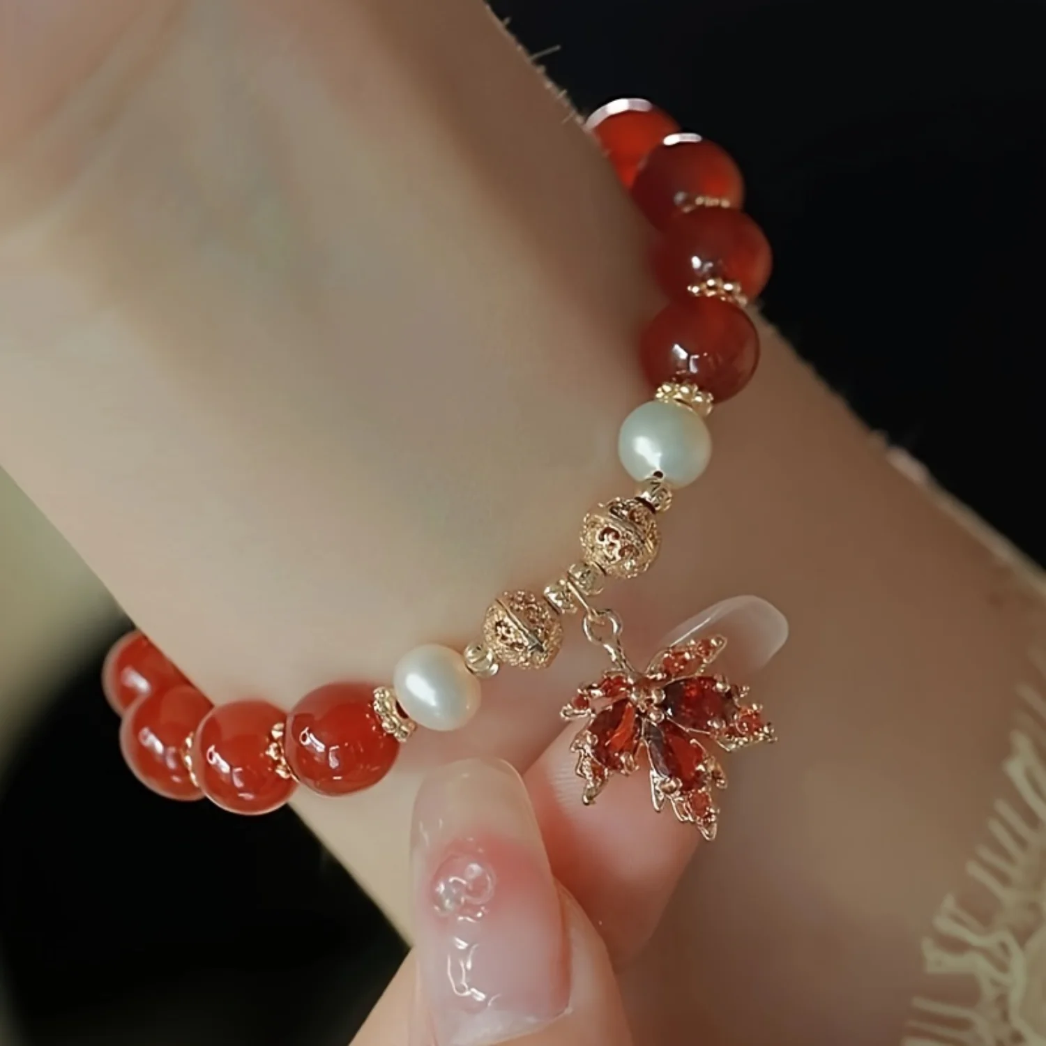 Beautiful 1pc Faux Pearl Maple Leaf Bracelet, Ideal Hand String for Girlfriend, Lovely Jewelry Gift for Her
Beautiful 1pc Faux Pearl Maple Leaf Bracelet, Ideal Hand String for Girlfriend, Lovely Jewelry Gift for Her