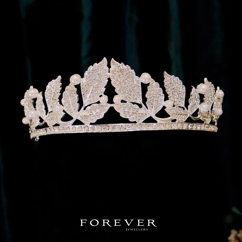 CC Trendy Crown Wedding Accessories Women Headpiece Bridal Headdress Engagement Hair Ornaments Leaf Shape Pageant Diadems FO043
CC Trendy Crown Wedding Accessories Women Headpiece Bridal Headdress Engagement Hair Ornaments Leaf Shape Pageant Diadems FO043