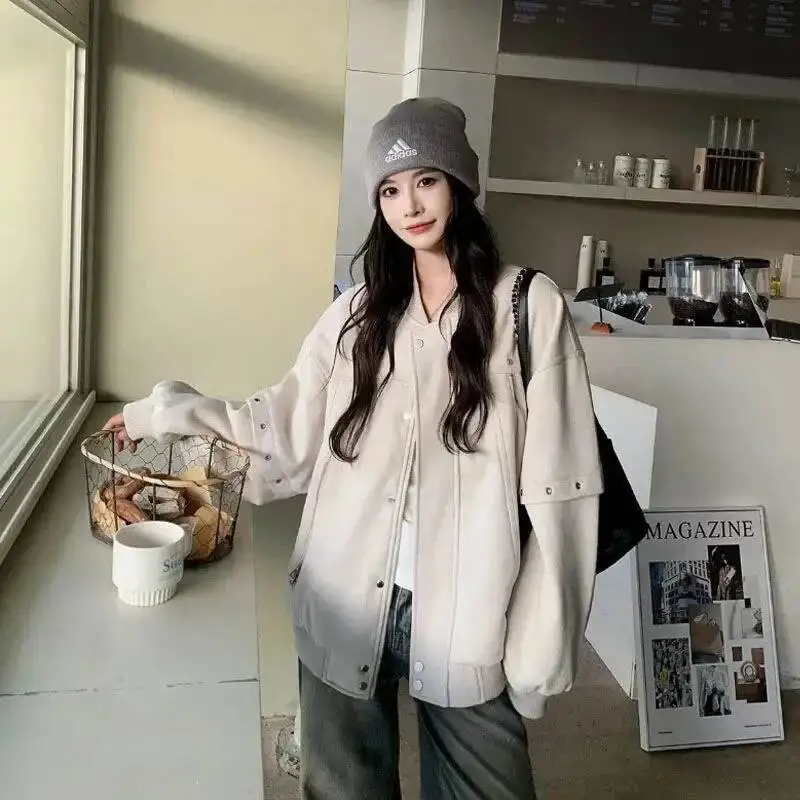 Retro College Style Design With Patchwork Baseball Jacket Women 2025 Spring And Autumn New Loose Casual Coat For Female Top
Retro College Style Design With Patchwork Baseball Jacket Women 2025 Spring And Autumn New Loose Casual Coat For Female Top