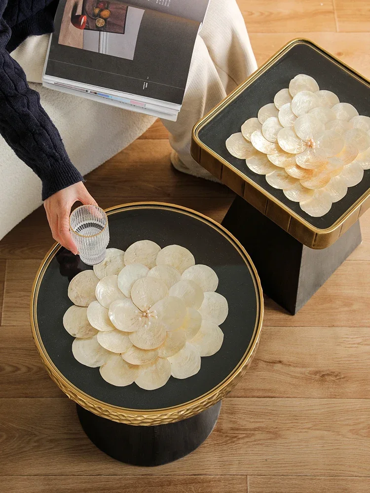 Creative Shell Metal Coffee Tables,Furniture,Living Room,Sofa,Side Round Corner Table,Home Balcony, Art Small Side Desks
Creative Shell Metal Coffee Tables,Furniture,Living Room,Sofa,Side Round Corner Table,Home Balcony, Art Small Side Desks