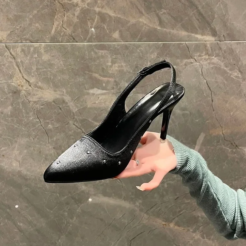 2025 Black Polka Dot High Heels Spring Summer New Back Strap Pumps Women's Slingbacks Pointed Toe Thin Heel Single Shoes Sandals
2025 Black Polka Dot High Heels Spring Summer New Back Strap Pumps Women's Slingbacks Pointed Toe Thin Heel Single Shoes Sandals