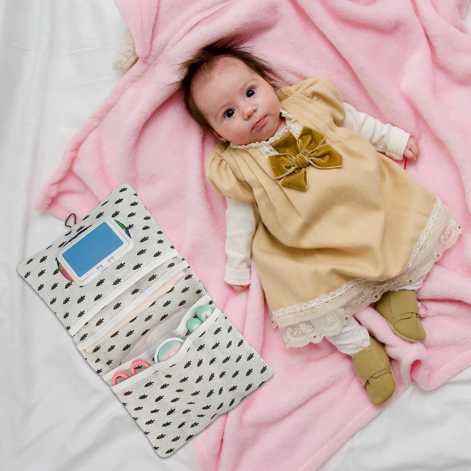 Diaper Storage Bag Napkin Pouch Leaves Polyester Cotton Infant Diapers Organizer Travel Reusable Dry Separation Bag Baby
Diaper Storage Bag Napkin Pouch Leaves Polyester Cotton Infant Diapers Organizer Travel Reusable Dry Separation Bag Baby