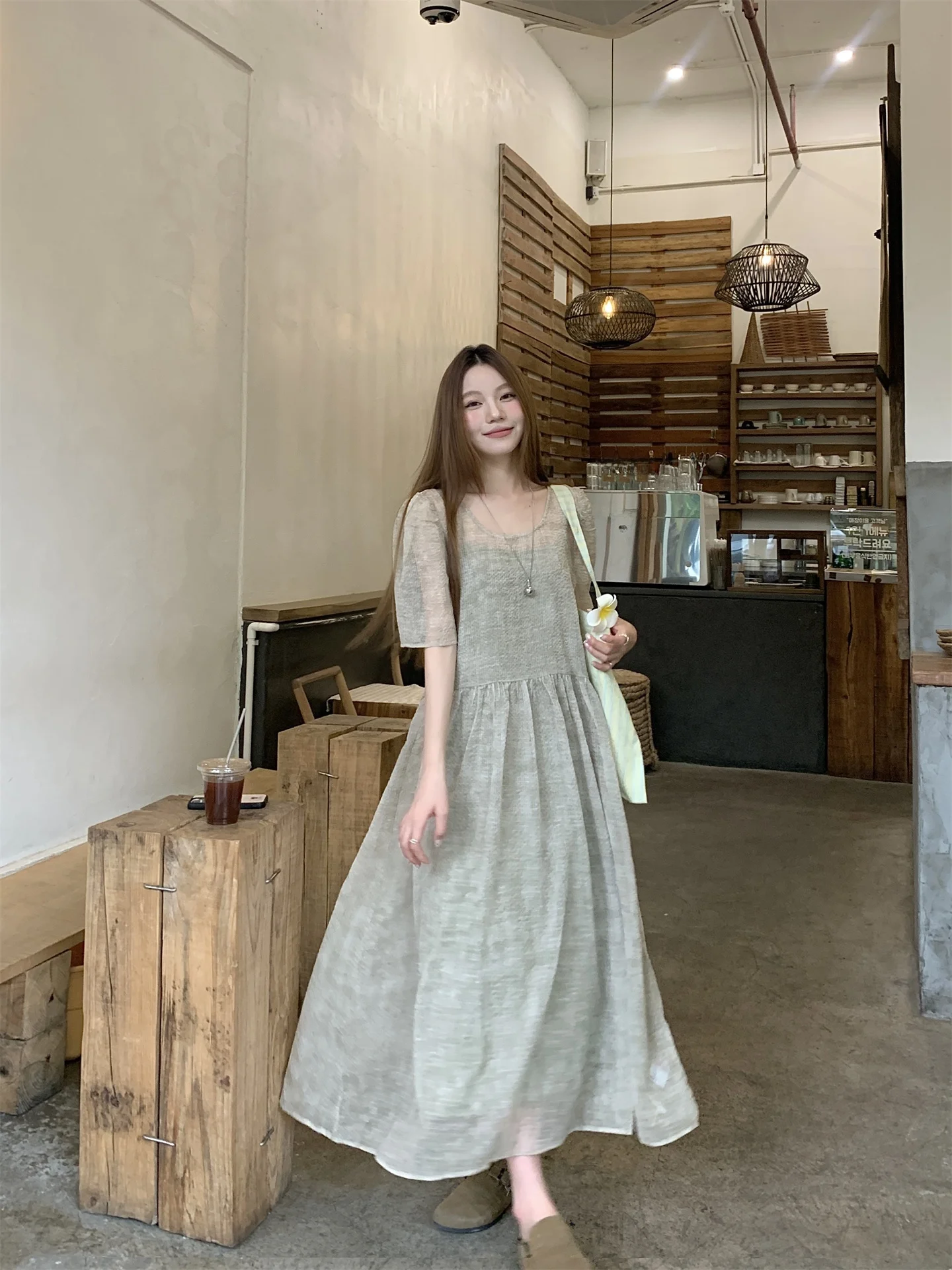 Sweet Mesh Bubble Sleeve Dress Set Green Women's Fashion Spring Outfit Two-Piece Ensemble Short Sleeve Top with Skirt
Sweet Mesh Bubble Sleeve Dress Set Green Women's Fashion Spring Outfit Two-Piece Ensemble Short Sleeve Top with Skirt