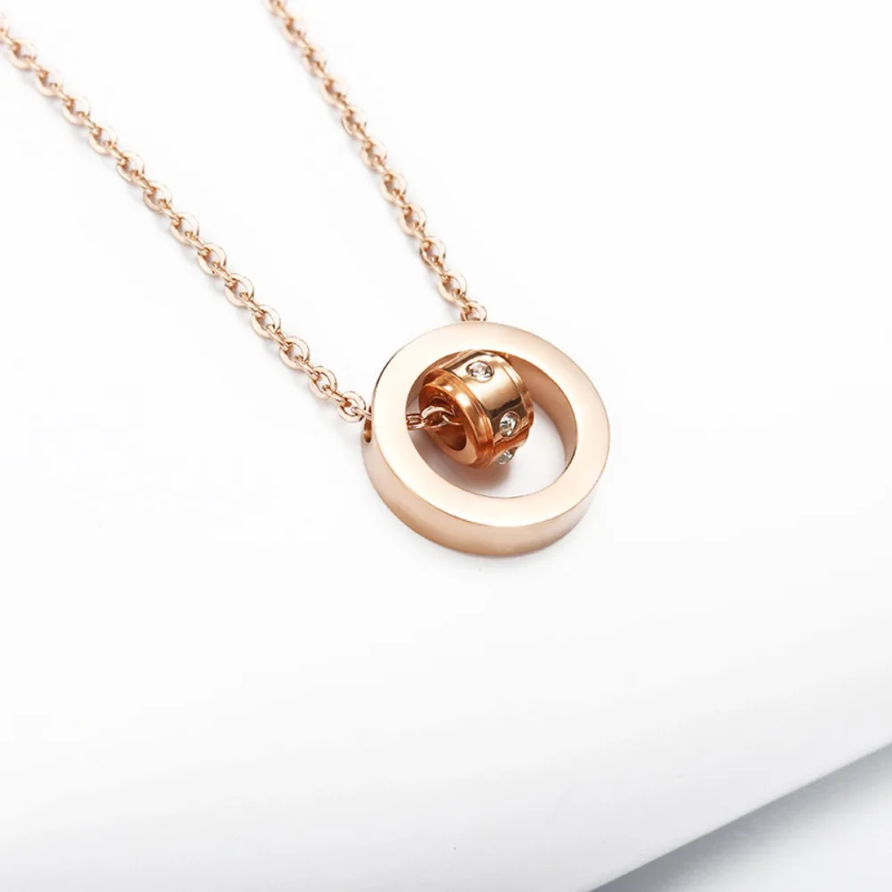 Titanium Steel Plated with Rose Gold, Short Style, Elegant and Versatile, with Diamond-set Roman Numeral Double Rings Necklace
Titanium Steel Plated with Rose Gold, Short Style, Elegant and Versatile, with Diamond-set Roman Numeral Double Rings Necklace
