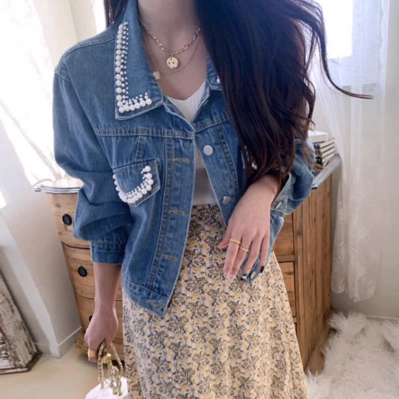 Шикарное свободное длинное джинсовое пальто с жемчугом Embellied для женщин, винтажное осеннее новое поступление, универсальное повседневное пальто
Шикарное свободное длинное джинсовое пальто с жемчугом Embellied для женщин, винтажное осеннее новое поступление, универсальное повседневное пальто