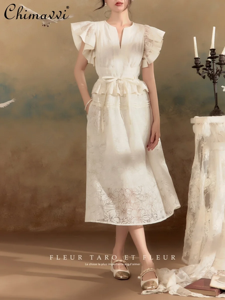 2024 Summer New French Simplicity Elegant V-neck Flying Sleeve High Waist Lace-up Ruffles A-line Slim Fit Long Dress For Women
2024 Summer New French Simplicity Elegant V-neck Flying Sleeve High Waist Lace-up Ruffles A-line Slim Fit Long Dress For Women