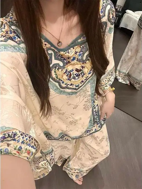 plus Size Sleepwear Set Floral Embroidery Casual Home Clothes Women's Short Sleeve round Neck Pants Long Pants Autumn Home
plus Size Sleepwear Set Floral Embroidery Casual Home Clothes Women's Short Sleeve round Neck Pants Long Pants Autumn Home