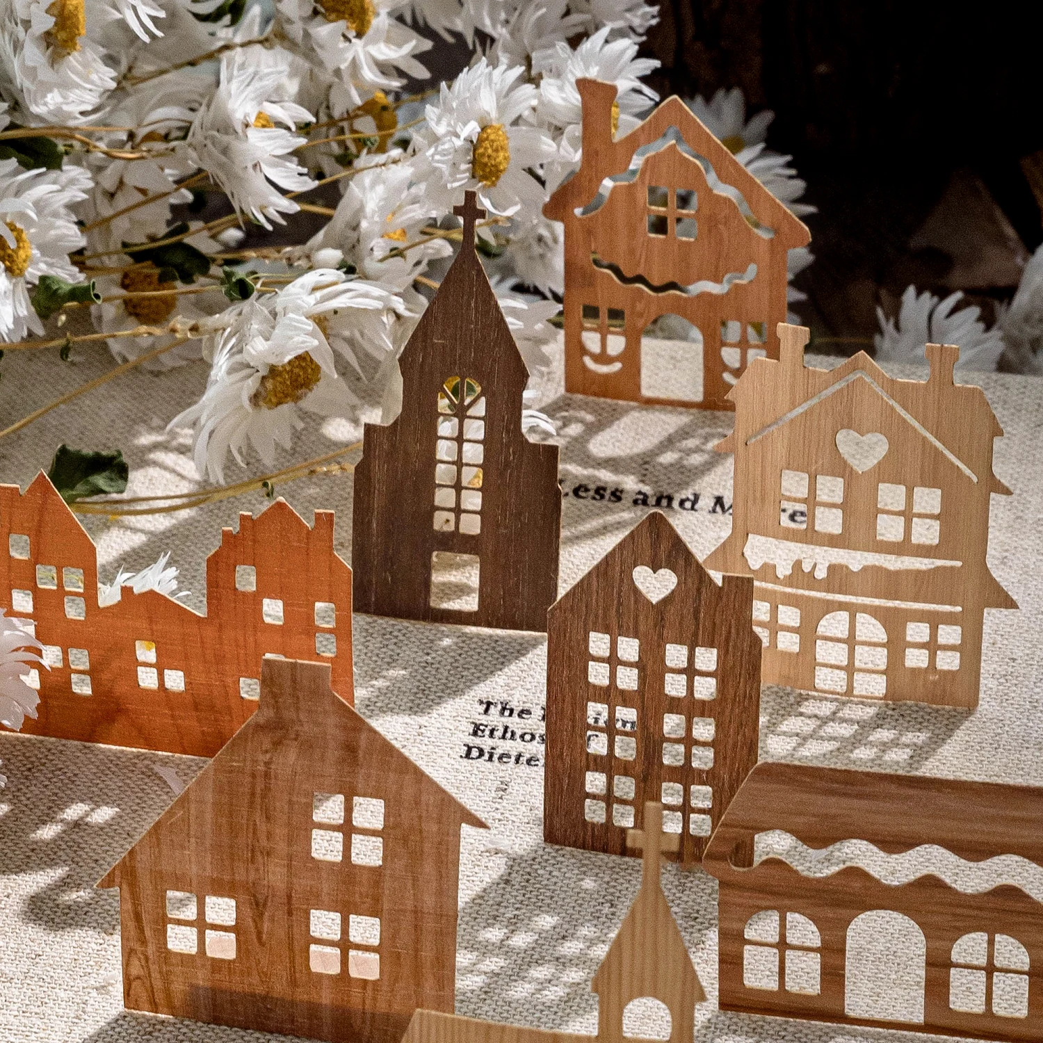 10pcs Wooden hollow material package collection, retro creative handmade tent material DIY scene decoration
10pcs Wooden hollow material package collection, retro creative handmade tent material DIY scene decoration