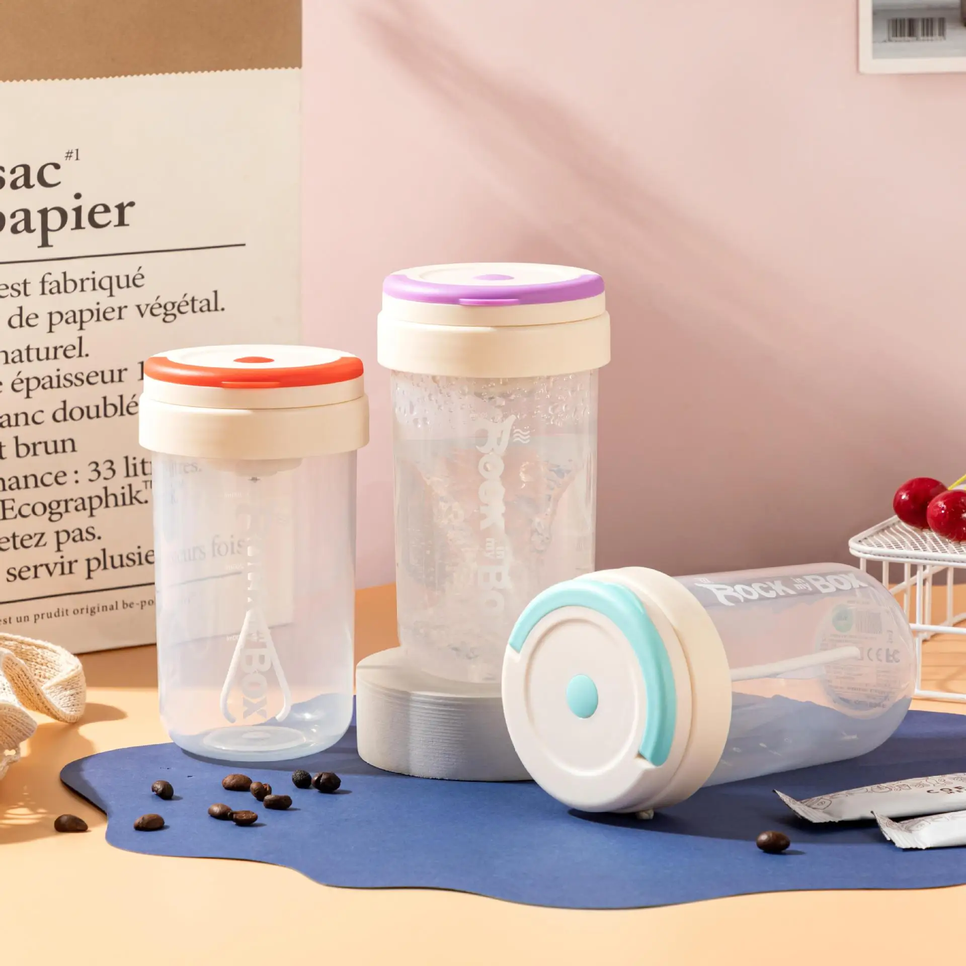 Portable Auatic Stirring Cup Glass Protein Poer Milk Tea aker Cup Creative Design Non-Chargeable Plastic Cup
Portable Auatic Stirring Cup Glass Protein Poer Milk Tea aker Cup Creative Design Non-Chargeable Plastic Cup